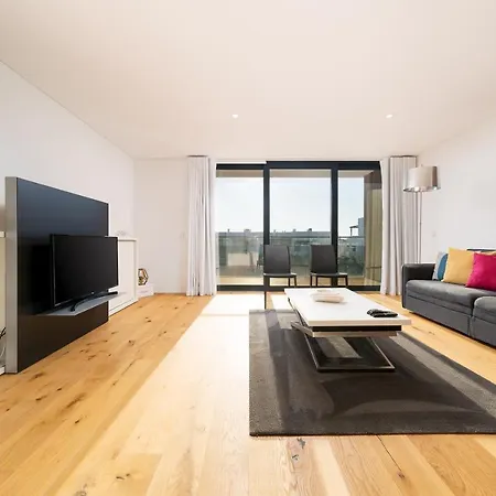 アパート Brand New Modern Flat - Terrace And Pool ヴィラモウラ